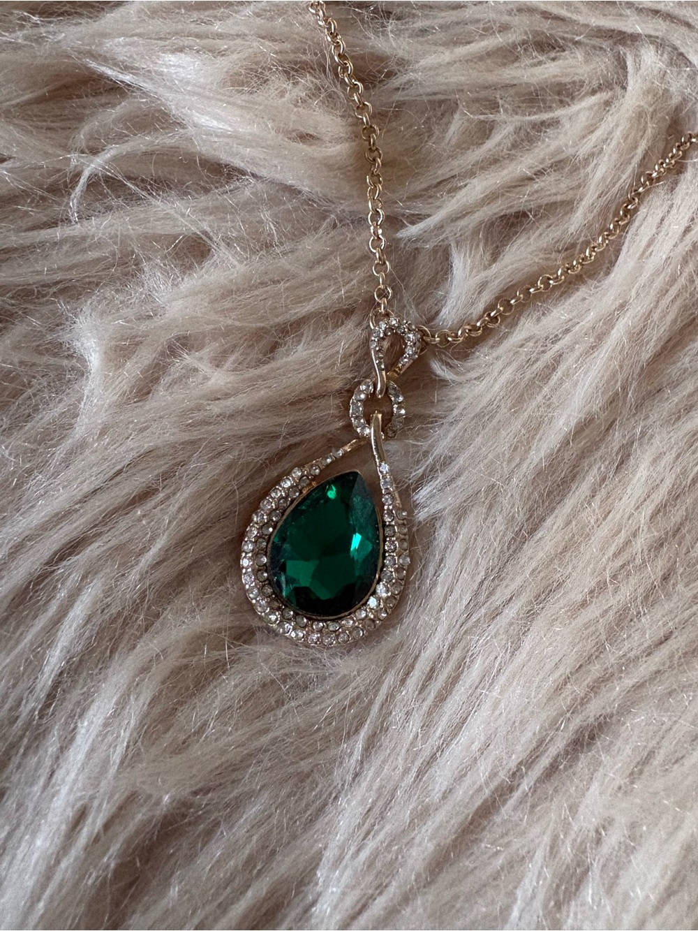 Green and Gold Necklace and Earring Set